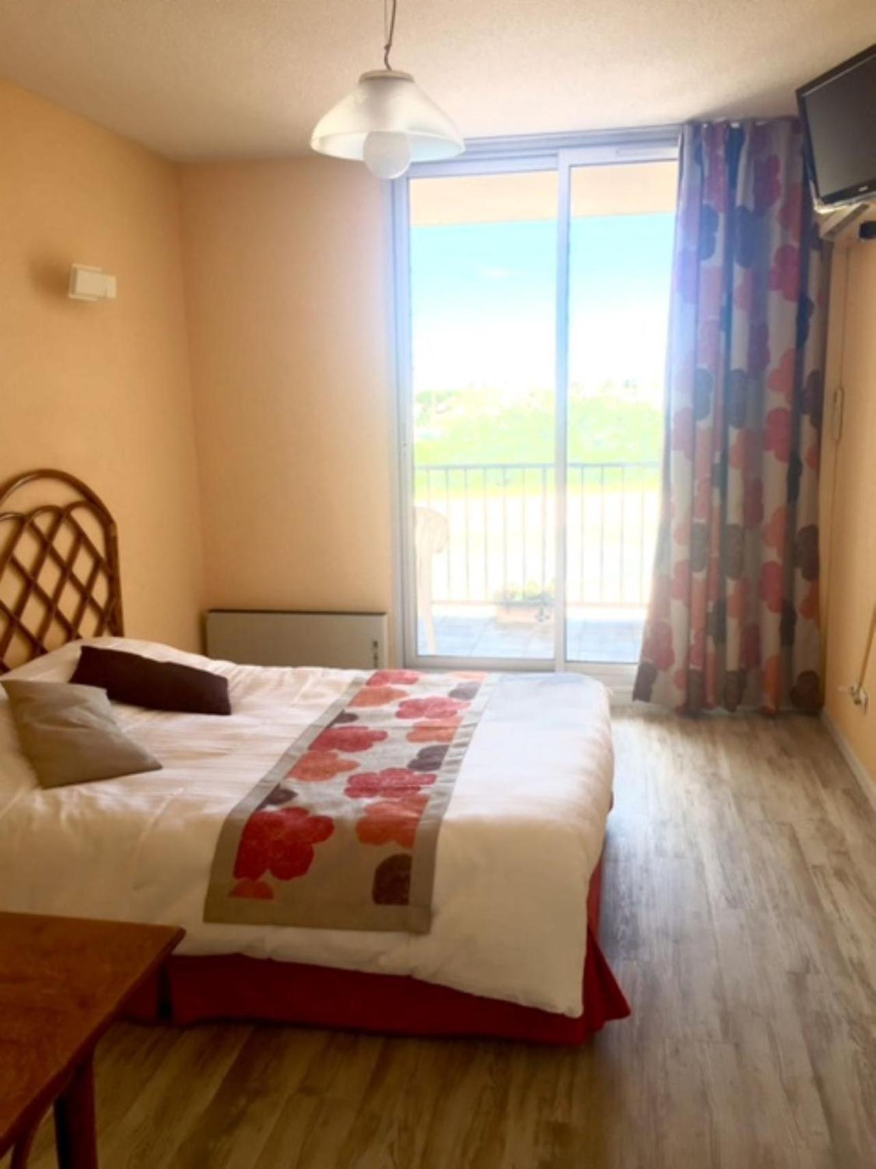 Hotel Alhambra Агд Экстерьер фото